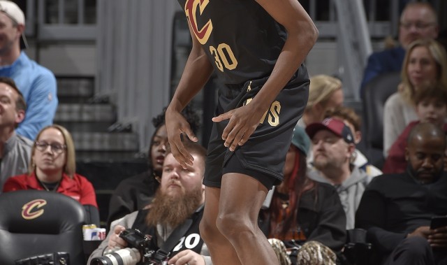 高效全能！汤姆林12中9贡献全场最高22分13板外加4助2断1帽