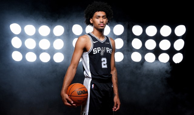 三亿app下载-哈珀谈可能打替补：哈登在雷霆打了三四年替补 每个人都得等机会